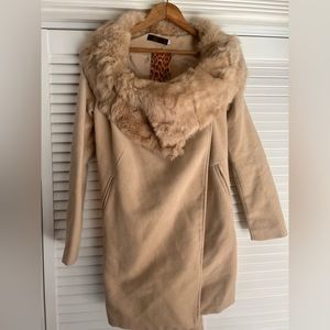 Women coat with Rabbit fur collar, size small, never worn